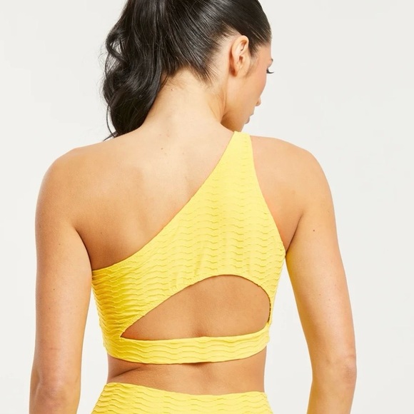 Booty by Brabants One-Shoulder Original Material Top - Picture 4 of 4